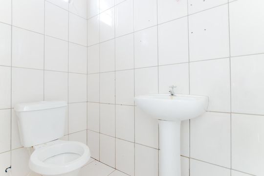 Banheiro de casa para alugar com 1 quarto, 67m² em Recreio São Jorge, Guarulhos