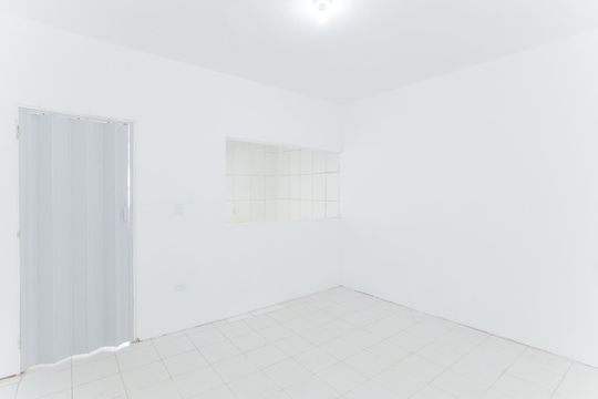 Quarto de casa para alugar com 1 quarto, 67m² em Recreio São Jorge, Guarulhos