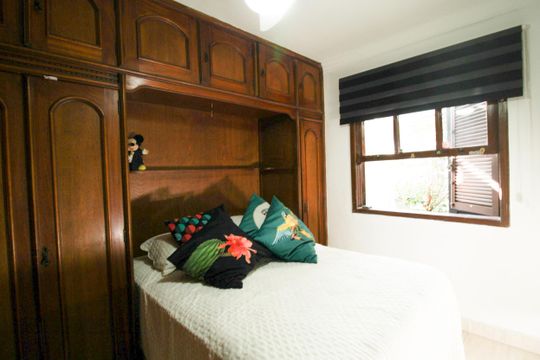 Casa à venda com 5 quartos, 305m² em Parque Sao Domingos, São Paulo