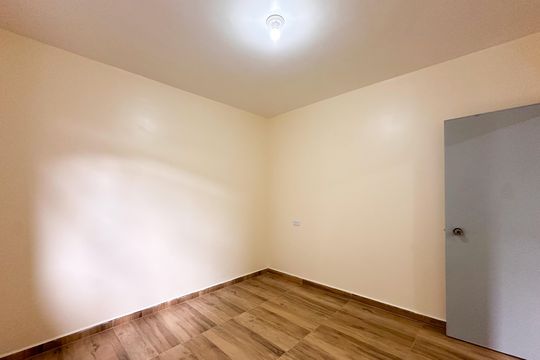 Sala de casa para alugar com 2 quartos, 81m² em Ferrazópolis, São Bernardo do Campo