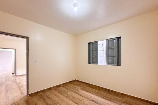 Quarto de casa para alugar com 2 quartos, 81m² em Ferrazópolis, São Bernardo do Campo