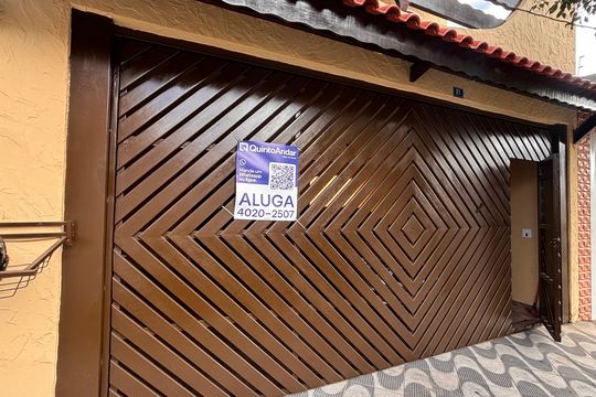 Fachada de casa para alugar com 3 quartos, 100m² em Vila Nova Bonsucesso, Guarulhos