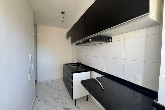 Cozinha de apartamento à venda com 2 quartos, 44m² em Jardim D’abril, São Paulo