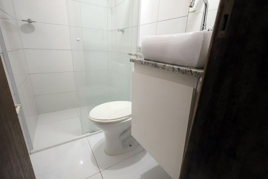 Banheiro de apartamento para alugar com 1 quarto, 15m² em Vila Sao Pedro, Santo André