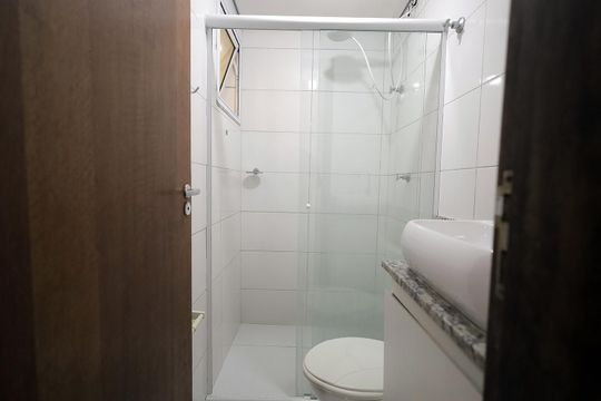 Banheiro de apartamento para alugar com 1 quarto, 15m² em Vila Sao Pedro, Santo André