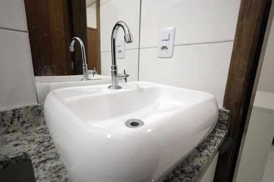 Banheiro de apartamento para alugar com 1 quarto, 15m² em Vila Sao Pedro, Santo André