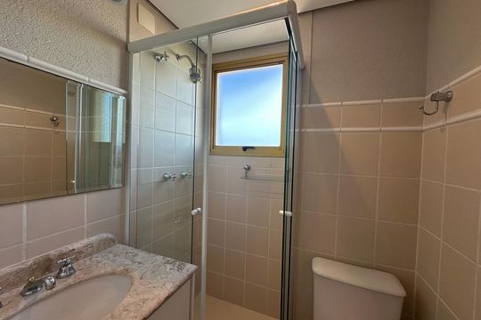 Banheiro Social de apartamento para alugar com 3 quartos, 107m² em Alphaville Industrial, Barueri