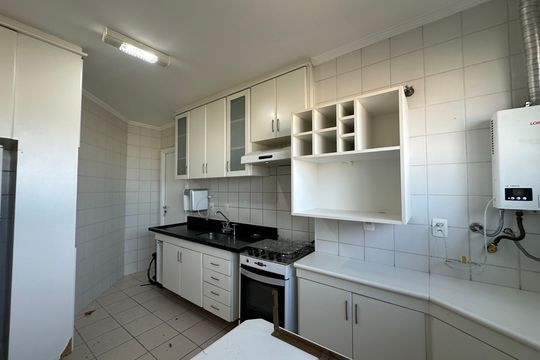 Cozinha de apartamento para alugar com 3 quartos, 107m² em Alphaville Industrial, Barueri