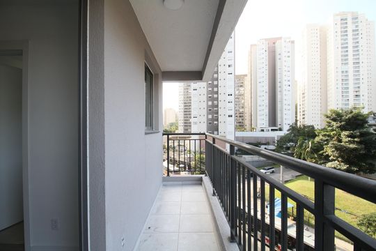 Varanda de apartamento à venda com 2 quartos, 110m² em Vila Andrade, São Paulo