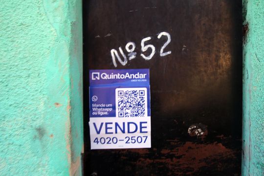 Placa de casa à venda com 3 quartos, 180m² em Olaria, Rio de Janeiro