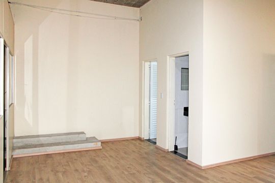 Casa para alugar com 1 quarto, 100m² em Fazenda Santana, Vinhedo