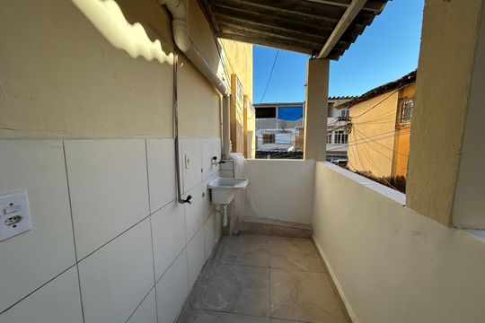 Área de Serviço de casa para alugar com 2 quartos, 60m² em Guadalupe, Rio de Janeiro