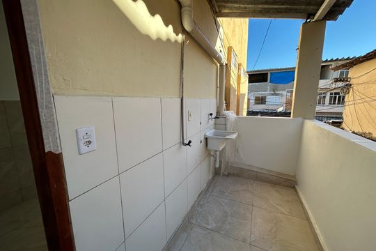 Área de Serviço de casa para alugar com 2 quartos, 60m² em Guadalupe, Rio de Janeiro