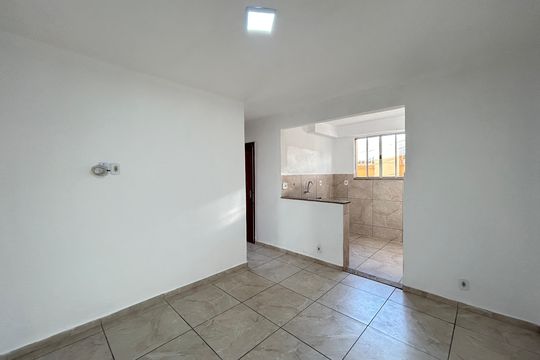 Casa para alugar com 2 quartos, 60m² em Guadalupe, Rio de Janeiro