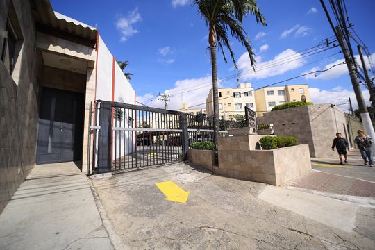 Fachada de apartamento à venda com 2 quartos, 52m² em Jardim Danfer, São Paulo