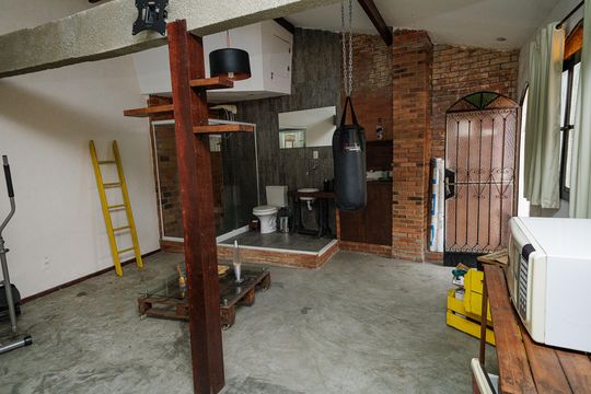 Casa à venda com 5 quartos, 550m² em Campo Grande, Rio de Janeiro