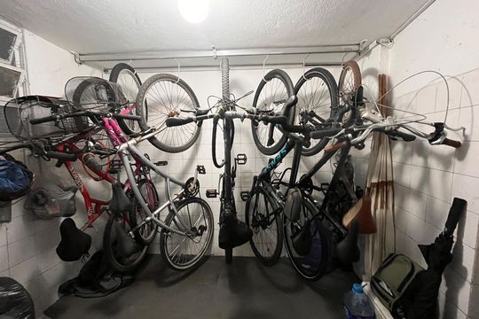 Bicicletário de apartamento à venda com 3 quartos, 120m² em Gávea, Rio de Janeiro