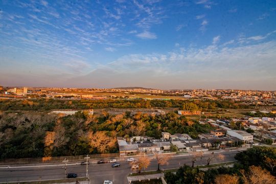 Vista de apartamento para alugar com 2 quartos, 49m² em Humaitá, Porto Alegre