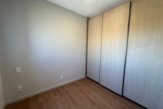 Quarto 1 de apartamento para alugar com 2 quartos, 48m² em Nova Aldeinha, Barueri