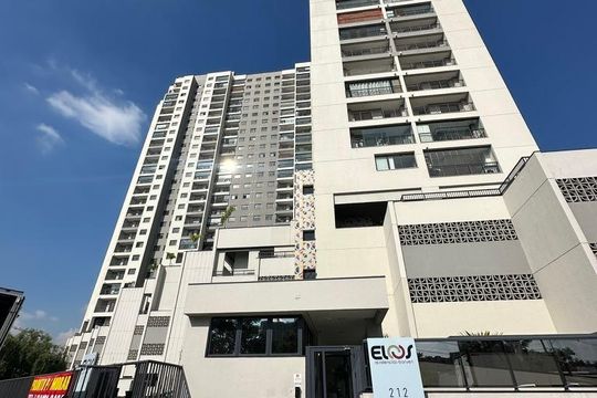 Fachada de apartamento para alugar com 2 quartos, 48m² em Nova Aldeinha, Barueri