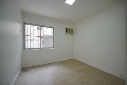 Quarto de apartamento para alugar com 1 quarto, 47m² em Kobrasol, São José