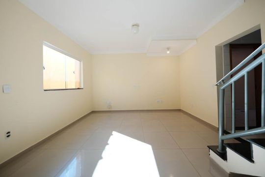Sala de casa de condomínio à venda com 3 quartos, 97m² em Parque Boturussu, São Paulo