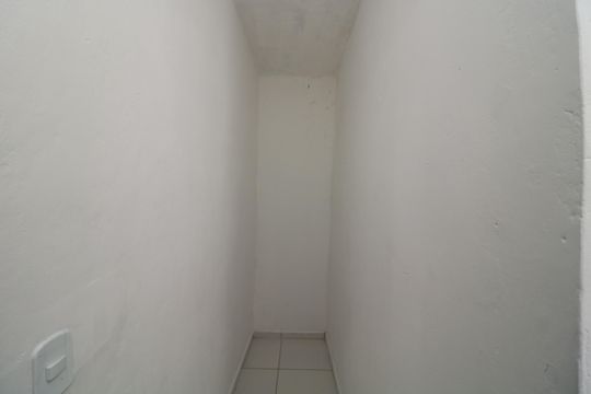 Despensa de casa para alugar com 3 quartos, 180m² em Jardim Três Marias, São Paulo
