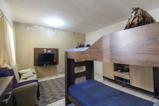 Quarto 3 de casa à venda com 3 quartos, 102m² em Guaianases, São Paulo