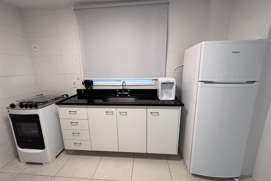 Cozinha de apartamento para alugar com 3 quartos, 96m² em Recreio dos Bandeirantes, Rio de Janeiro