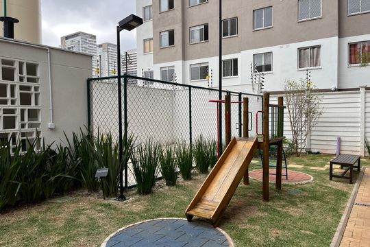 Área comum - Playground de apartamento para alugar com 1 quarto, 25m² em Parque Industrial Tomas Edson, São Paulo