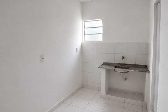 Cozinha de casa para alugar com 1 quarto, 60m² em Bangu, Rio de Janeiro