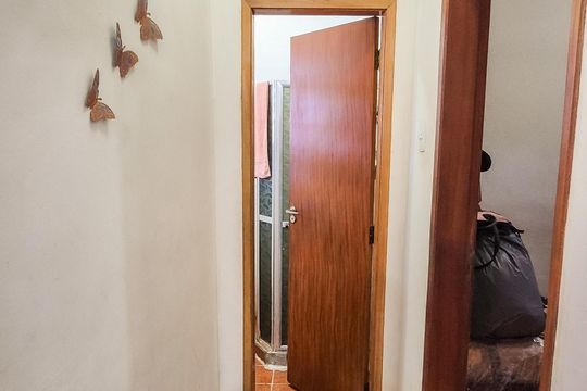 Corredor de apartamento à venda com 2 quartos, 80m² em Penha, Rio de Janeiro