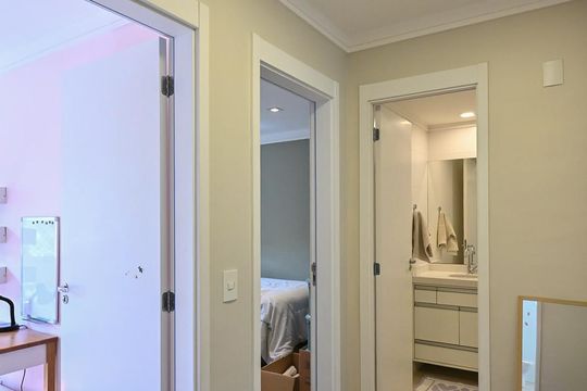 Corredor de apartamento para alugar com 3 quartos, 125m² em Jardim Vazani, São Paulo