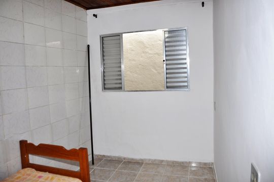 Detalhe - Quarto 01 de casa para alugar com 2 quartos, 75m² em Vila Zat, São Paulo