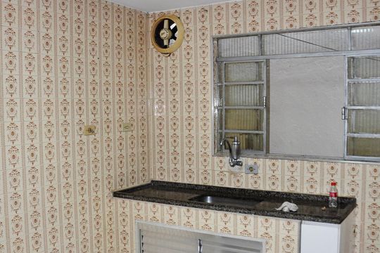 Detalhe - Cozinha de casa para alugar com 2 quartos, 75m² em Vila Zat, São Paulo