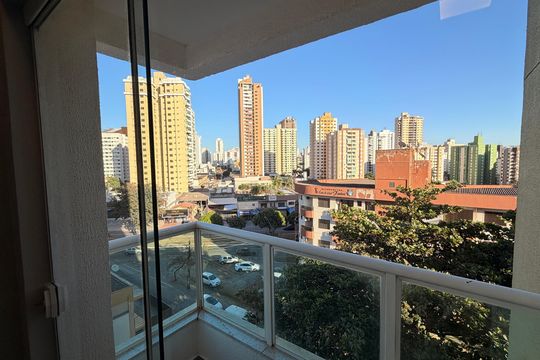 Vista da Suíte de apartamento para alugar com 2 quartos, 70m² em Setor Pedro Ludovico, Goiânia