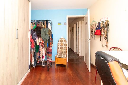 Quarto 1 de casa à venda com 4 quartos, 240m² em Santa Quiteria, Curitiba