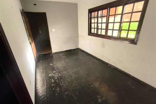 Casa à venda com 3 quartos, 80m² em Jardim das Esmeraldas, Taboão da Serra
