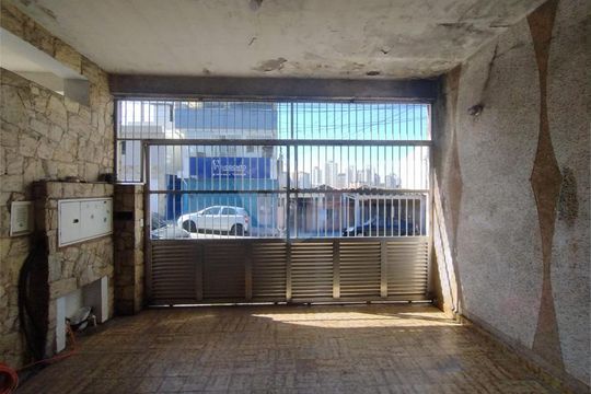 Casa à venda com 3 quartos, 131m² em Vila Paulo Silas, São Paulo