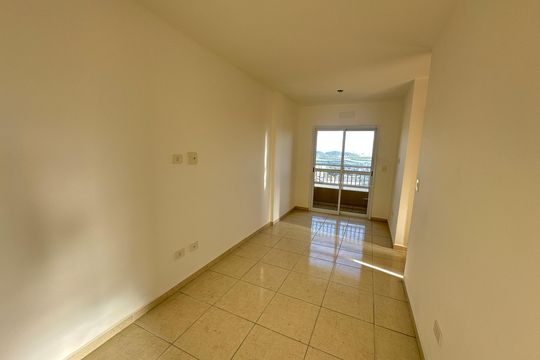 Sala de apartamento para alugar com 2 quartos, 46m² em Parque Sao Vicente, São Vicente