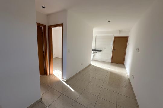 Sala de apartamento para alugar com 2 quartos, 46m² em Parque Sao Vicente, São Vicente
