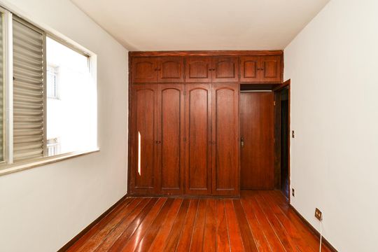 Quarto 1  de apartamento para alugar com 3 quartos, 154m² em Cidade Nova, Belo Horizonte