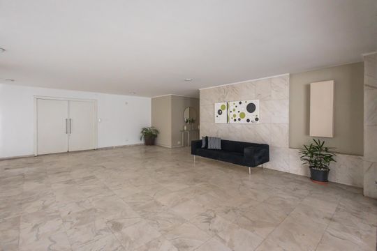 Hall social de apartamento para alugar com 3 quartos, 141m² em Paraíso, São Paulo