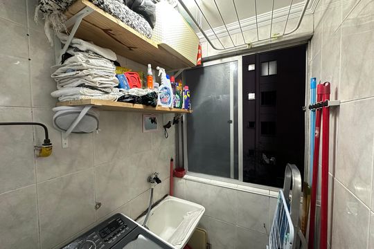 Lavanderia de apartamento à venda com 2 quartos, 48m² em Jardim Regina, São Paulo