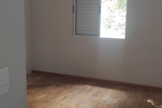 Quarto de casa de condomínio à venda com 2 quartos, 160m² em Jardim California, Barueri