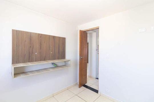 Quarto 1 de apartamento para alugar com 2 quartos, 56m² em Jardim Etelvina, São Paulo