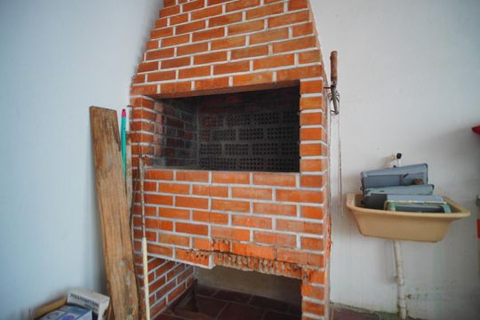 Churrasqueira e Área de Serviço de casa para alugar com 3 quartos, 250m² em Moinhos de Vento, Porto Alegre