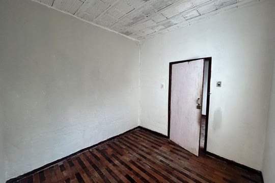 Casa para alugar com 2 quartos, 60m² em Glória, Belo Horizonte