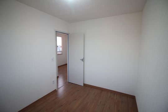 Quarto 1 de apartamento para alugar com 2 quartos, 50m² em Bairro da Glória, Contagem