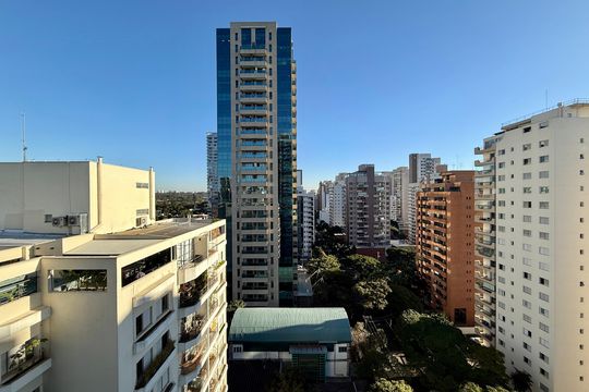 Vista  de apartamento para alugar com 1 quarto, 27m² em Campo Belo, São Paulo